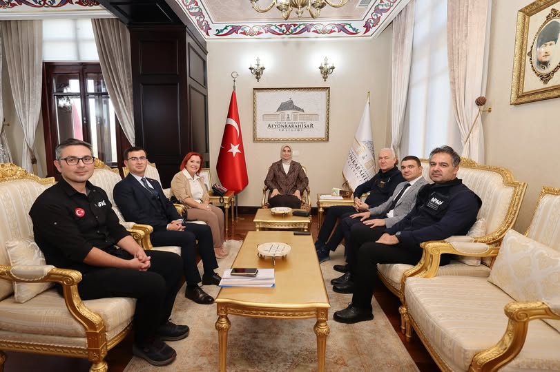 Afyonkarahisar Valisi Yiğitbaşı, Afet ve Planlama Yetkililerini Kabul Etti