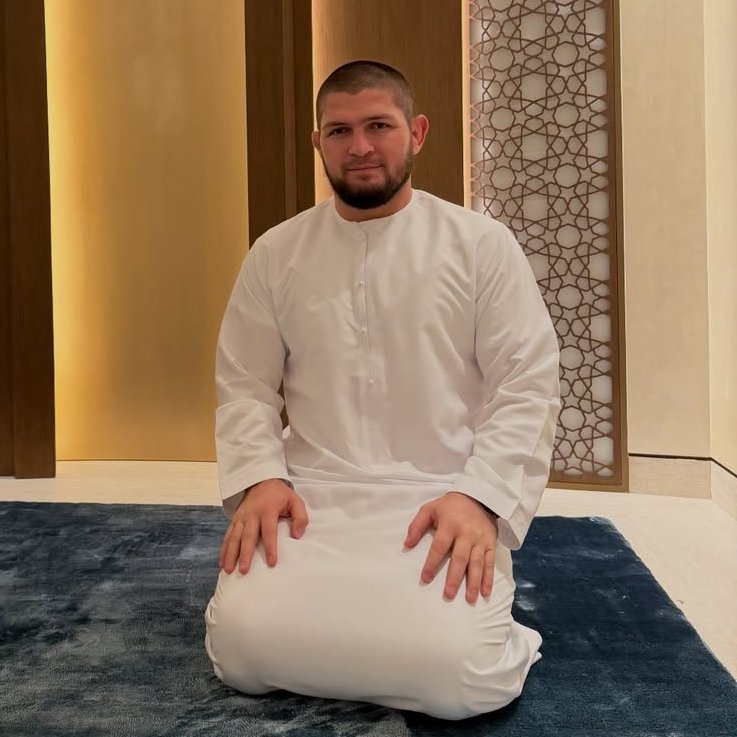 Khabib Nurmagomedov'tan Namaz Vurgusu: 