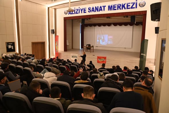 Superfresh Çalışanları Aziziye Sanat Merkezi'nde Eğitim Aldı