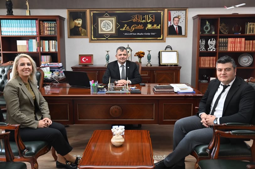 Garanti Bankası Emirdağ Şube Müdürü, Belediye Başkanı Serkan Koyuncu'yu Ziyaret Etti
