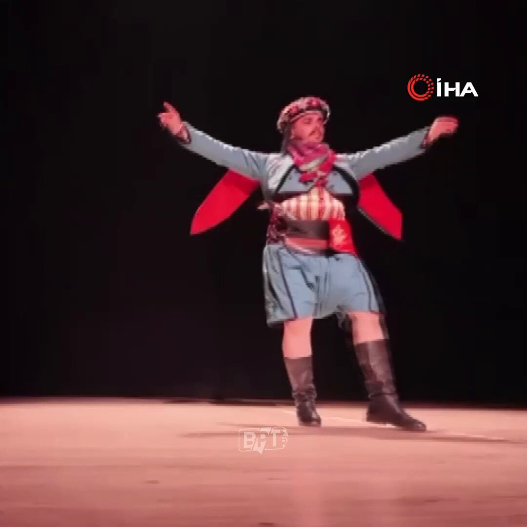 Gaziantep'te Dans Gösterisi Sırasında Kaza: Dansçının Çapraz Bağları Koptu