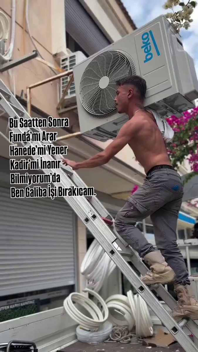 Klima Teknisyeni, Tek Elle Taşıdığı Dış Üniteyi Montajıyla Şaşırttı