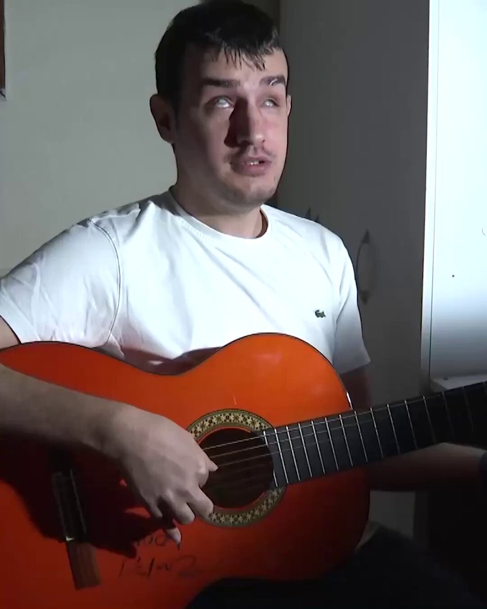 Umut Utancak: Görme Engelli Müzisyen Kendi Besteleriyle Sahnelere Çıkma Hayali Peşinde