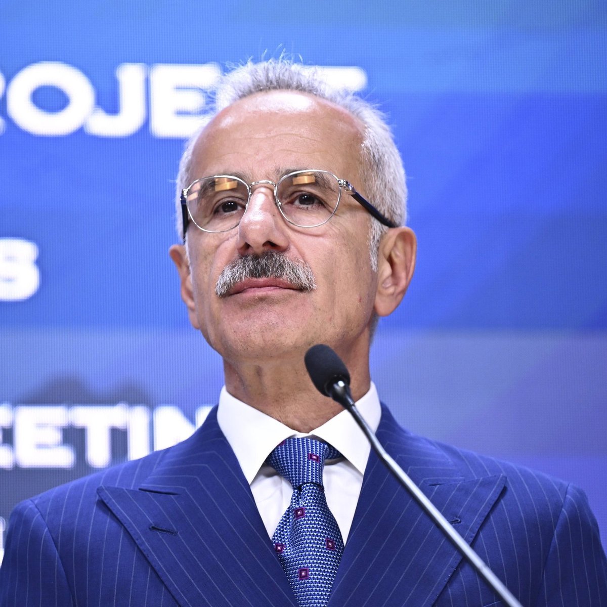 Ulaştırma Bakanı Uraloğlu'ndan Memurlara 