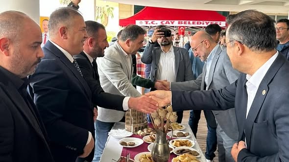 Afyonkarahisar ve Antalya'yı Buluşturan Dayanışma Etkinliği Yoğun Katılımla Gerçekleşti