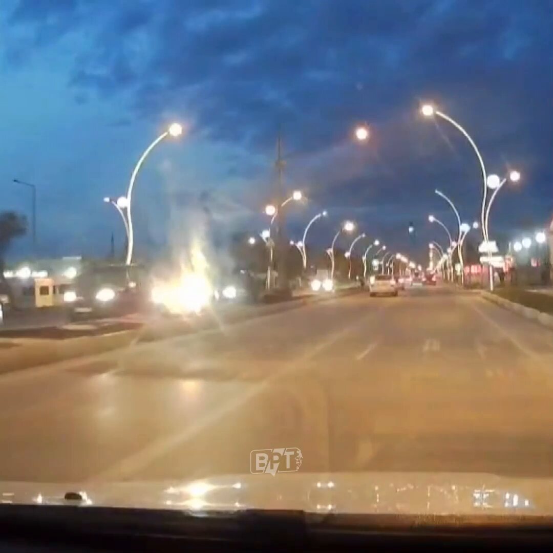 Edirne'de Kırmızı Işıktaki Motosiklet Yayaya Çarptı