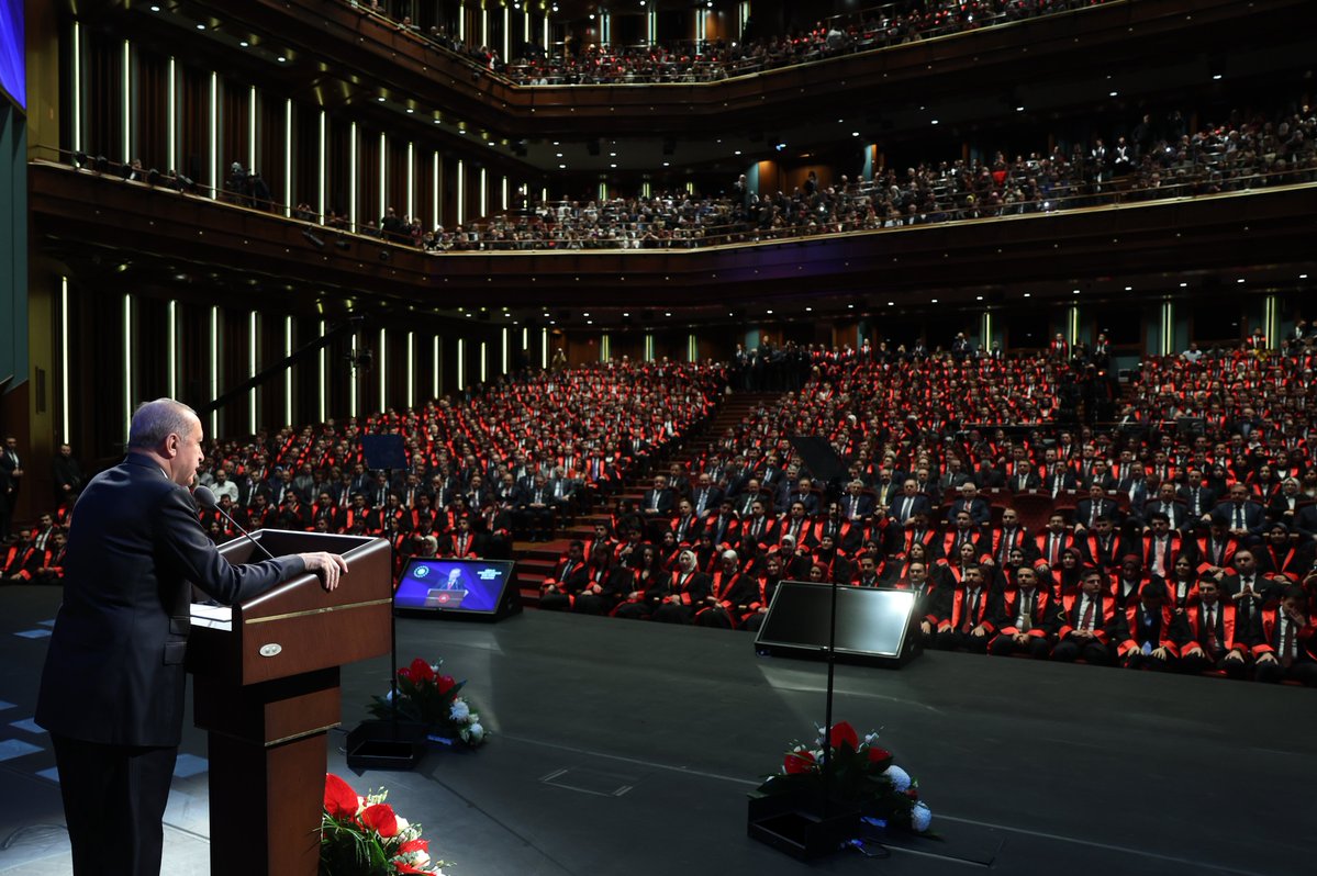 Hâkim ve Savcı Atamaları Gerçekleşti: Kadın Yargı Mensuplarının Başarısı Öne Çıktı