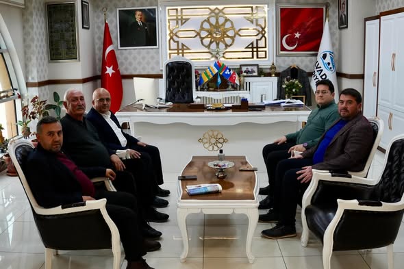 Bolvadin Belediye Başkanı Aynacı'ya Ziyaret: Projeler ve Çalışmalar Görüşüldü