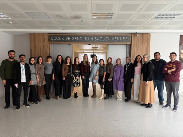 Afyonkarahisar Devlet Hastanesi'nde Çocuk ve Ergen Ruh Sağlığına Bütüncül Yaklaşım