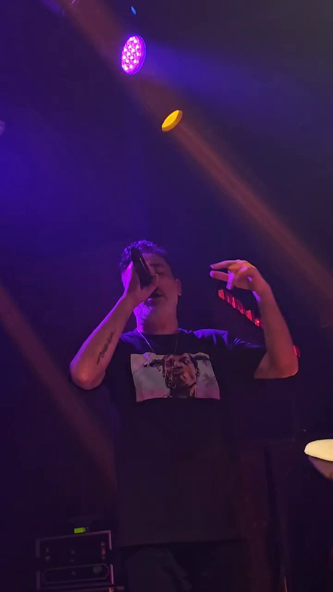 Sagopa Kajmer Konserinde Skandal: Dinleyici Sahneye Sigara Fırlattı