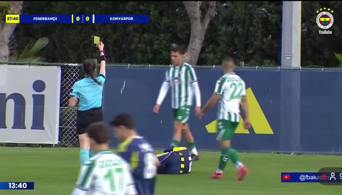 Fenerbahçe Konyaspor U19 Maçında Tartışılan Sarı Kart Pozisyonu