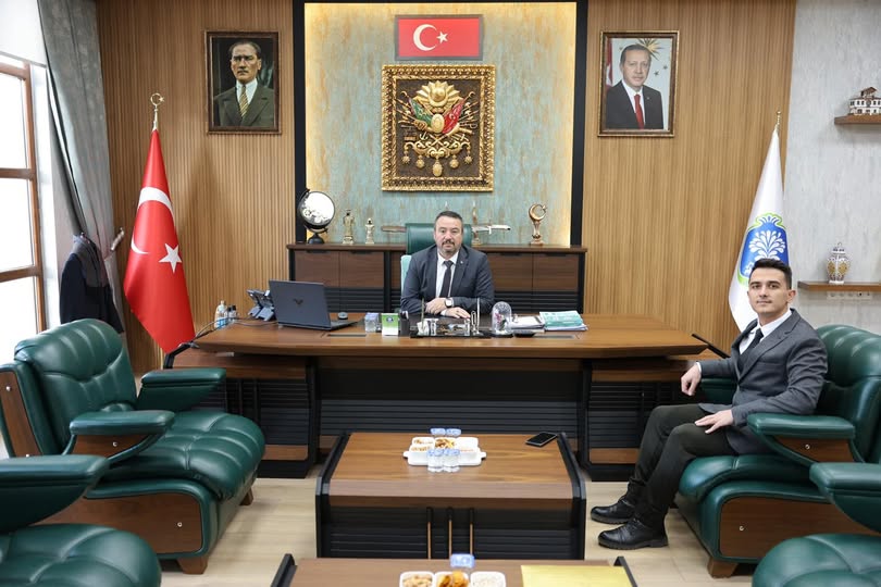 TÜVTÜRK Şefi Tuncay Kızılkaya, Sandıklı Belediye Başkanı Adnan Öztaş'ı Ziyaret Etti