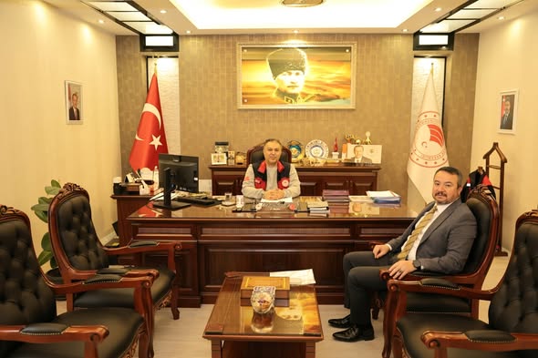 Sandıklı Belediye Başkanı Adnan Öztaş, Afyonkarahisar Tarım İl Müdürü'nü Ziyaret Etti