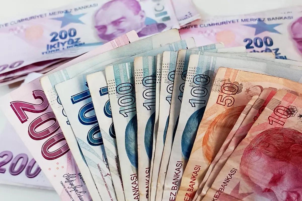 Gümrük Vergisi Muafiyetinin Kaldırılmasına Tepki: 