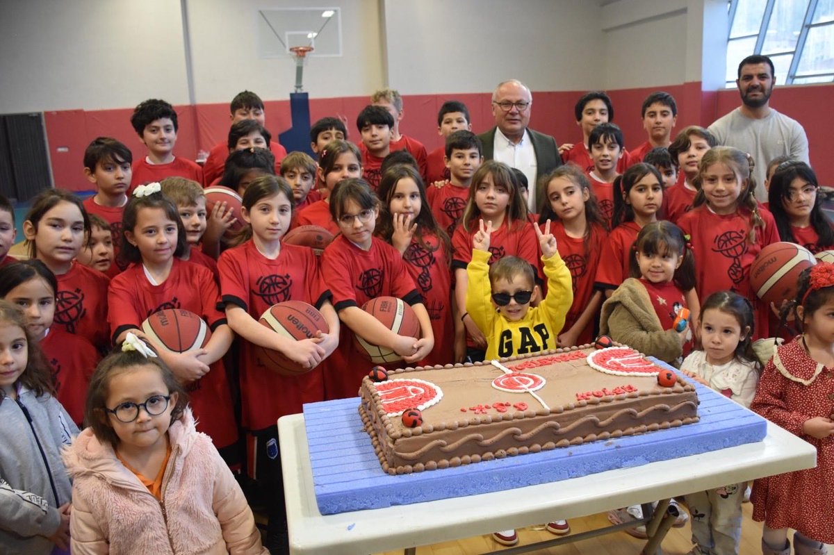 Afyonkarahisar'da Minik Basketbolcular İlk Formalarını Giydi