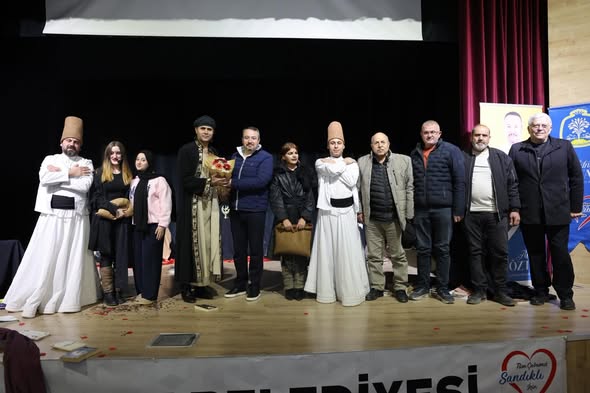 Sandıklı'da Yunus Emre'nin Evrensel Mesajı Sahnelendi