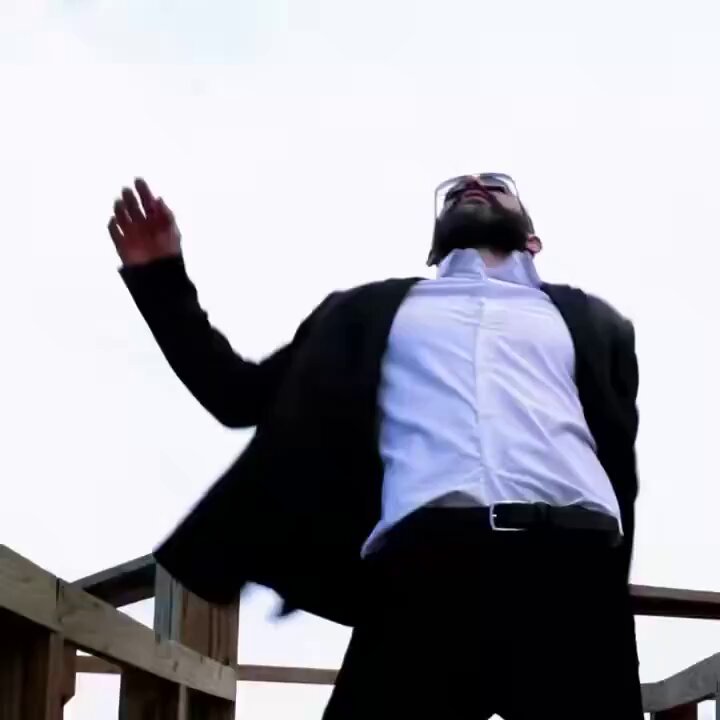 Turabi, Müzik Kariyerinde Yeni Bir Sayfa Açtı: İngilizce Şarkı