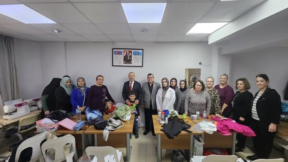 Afyonkarahisar'da El Emeği Göz Nuru Eserler Kadınların Ellerinden Yükseliyor