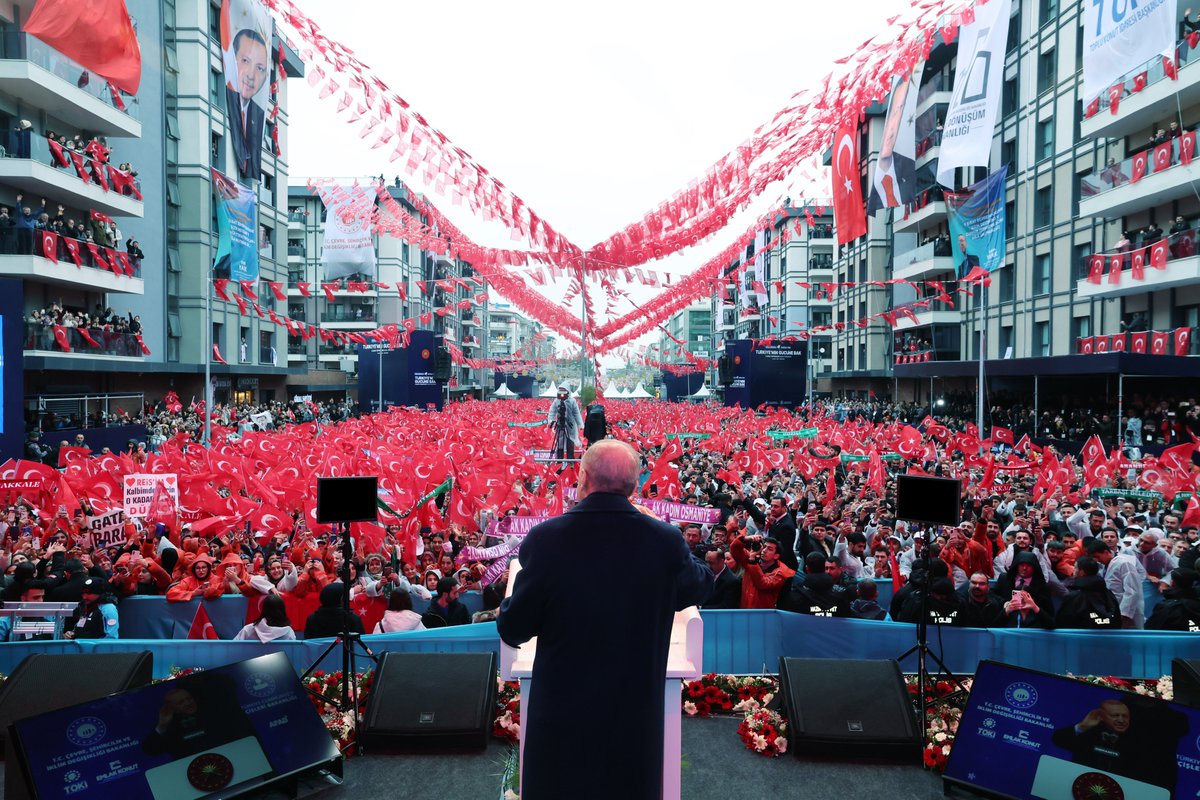 Türkiye, 6 Şubat Depremlerinin Acısını Sarmak İçin Dayanışma İçinde