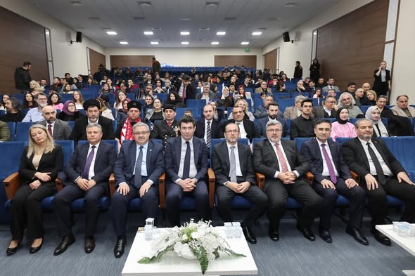 Sağlık Bakan Yardımcısı Okumuş'un Yazdığı Görev Tamamlandı Asker Filminin Galası Yapıldı