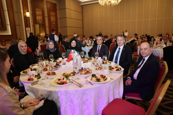 Afyonkarahisar TSO Başkanı Serteser'e AHDE Vefa Ödülü