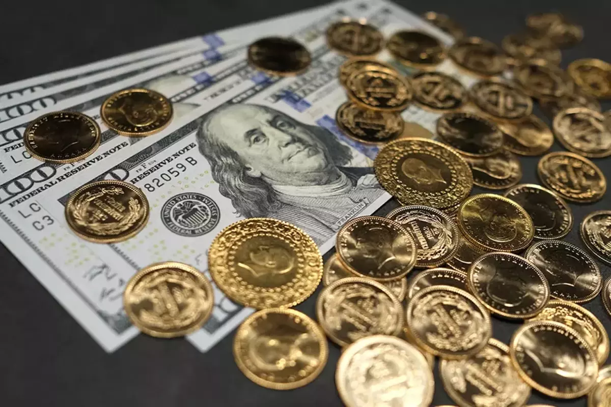 Altın Fiyatları Sınırlı Gerileme ile 5 Bin Dolar Üzerinde, Gümüşte Dalgalanma Sürüyor