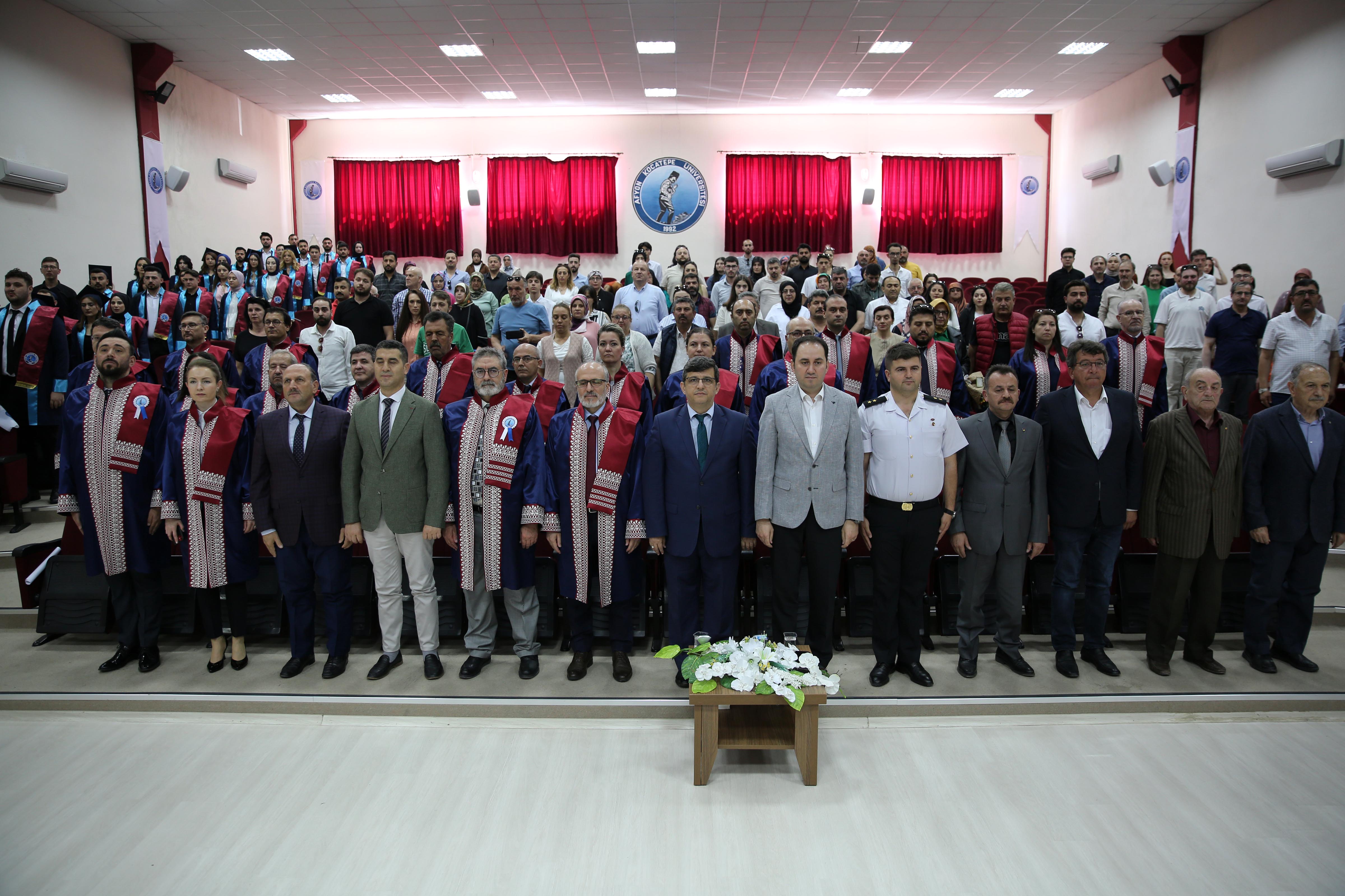 AKÜ Bolvadin Uygulamalı Bilimler Fakültesi ve Meslek Yüksekokulu Mezunlarını Uğurladı