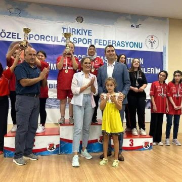 Bocce Turnuvasında İki Önemli Başarı