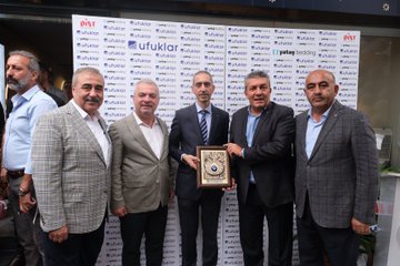 Eskişehir Ticaret Odası Meclis Başkanı ve Yönetim Kurulu Başkan Yardımcısı Yataş Bedding Mağazasının Açılışını Kutladı