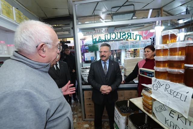 Valimiz Sayın Hüseyin Aksoy, Eskişehir Çarşı Esnafıyla Buluştu