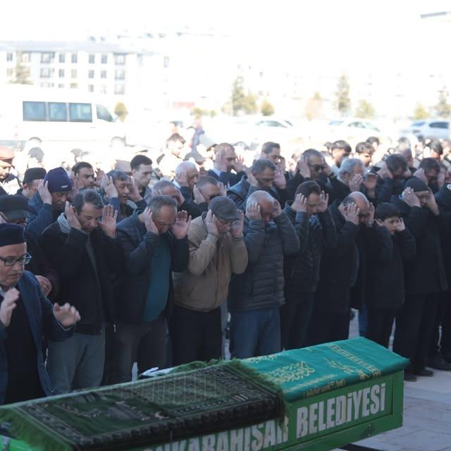 AK Parti Afyonkarahisar Kadın Kolları Üyesi Son Yolculuğa Uğurlandı