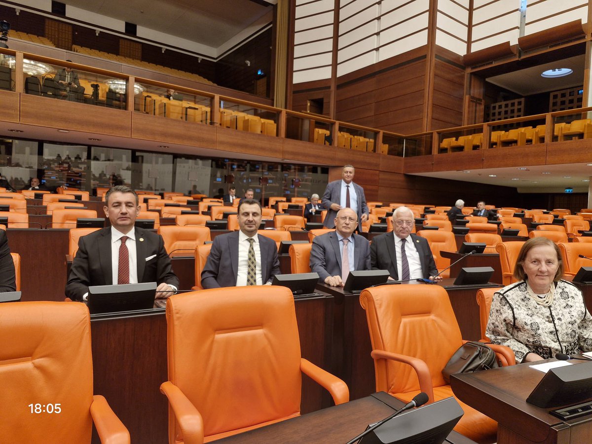 CHP, Siber Diktatörlük Yasası'na Karşı Çıkıyor: İfade Özgürlüğü ve Gizlilik Tehlikede