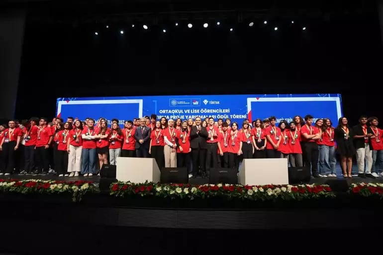 Eskişehir Öğrencileri TÜBİTAK Proje Yarışmalarında Başarılı Oldu