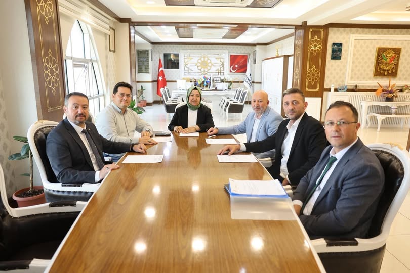 Sandıklı Belediyesi, Sahipsiz Hayvanların Korunması İçin Toplantıda Bulundu