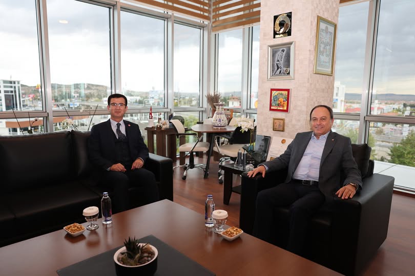 Afyonkarahisar Çevre ve Şehircilik İl Müdürü, Ticaret ve Sanayi Odası Başkanını Ziyaret Etti
