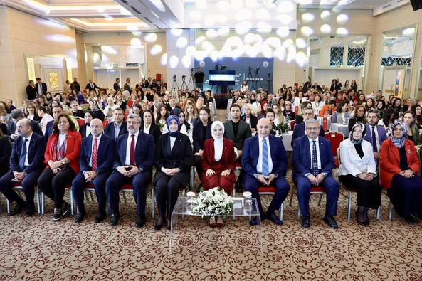 Sandıklı Belediyesi'nden Kadınların Güçlenmesine Destek