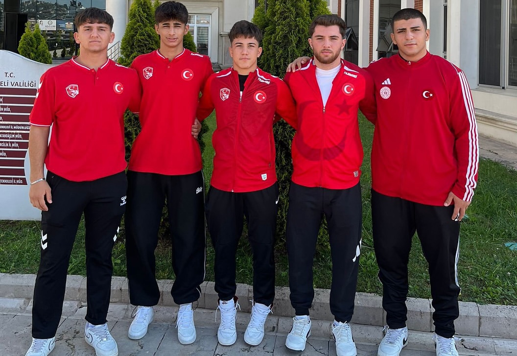 Afyonkarahisarlı Genç Güreşçiler Balkan Şampiyonası'nda Türkiye'yi Temsil Edecek