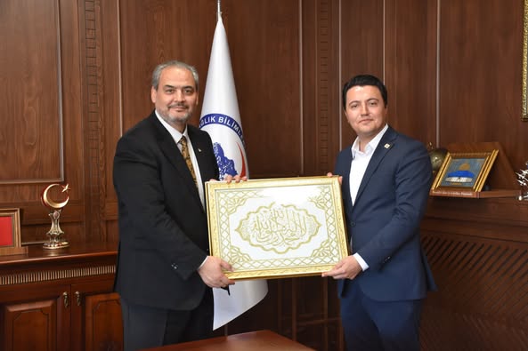 Prof. Dr. Adem Aslan, HAK-İŞ ve Öz Sağlık-İş Temsilcilerini Kabul Etti