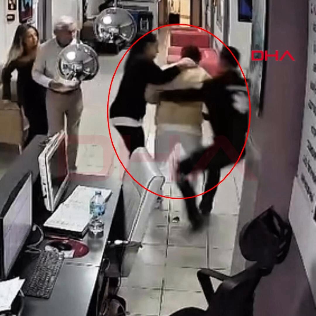 Simit Kaçan Sağlık Çalışanı Heimlich Manevrasıyla Kurtarıldı