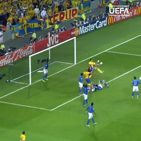 Zlatan Ibrahimovic Kariyerinin En İyi Golünü Açıkladı