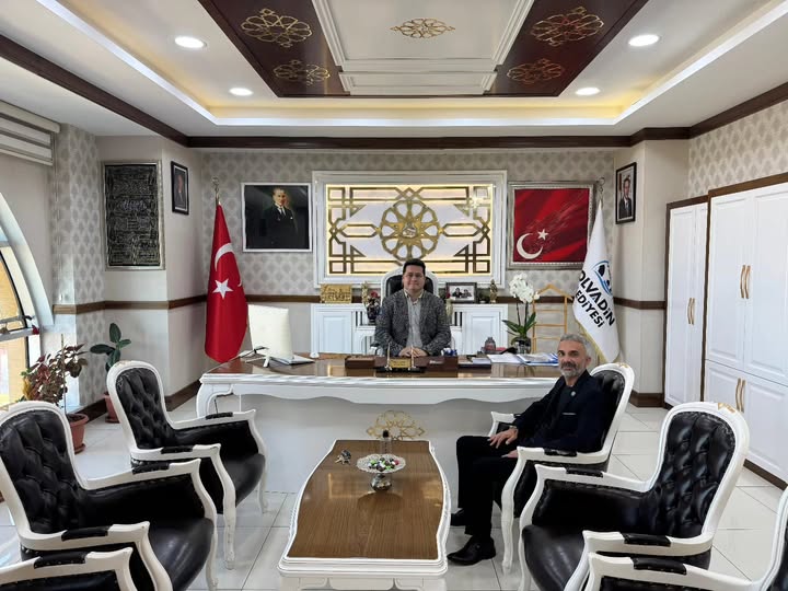 Natro Mühendislik Sahibi Ahmet Celayir, Bolvadin Belediye Başkanı Derviş Aynacı'yı Ziyaret Etti